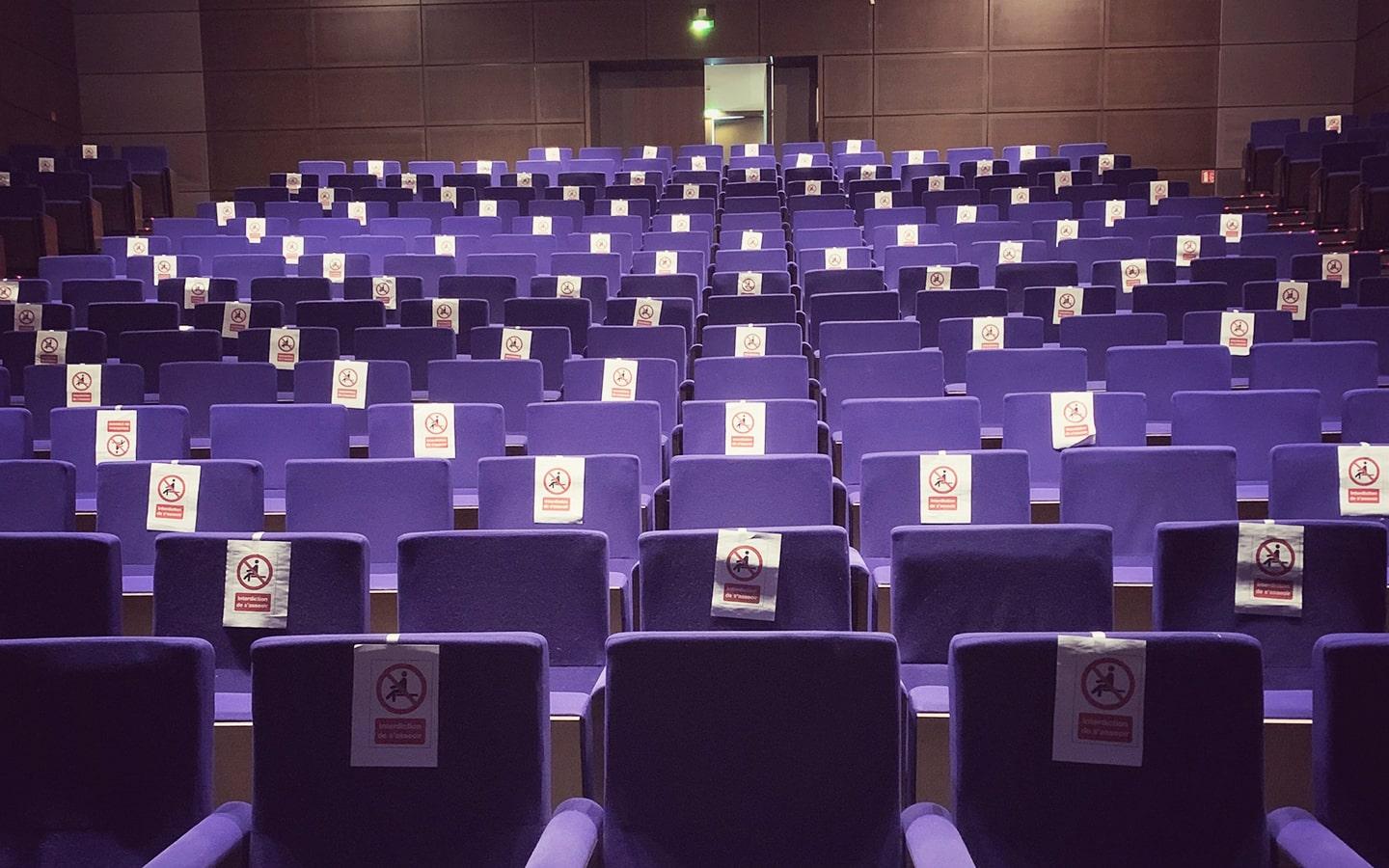 Salle vide Palais congrès Bordeaux