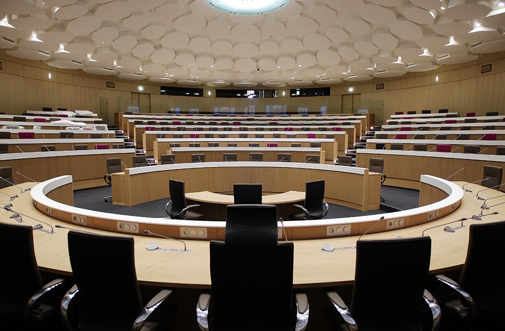 Salle assemblée vide
